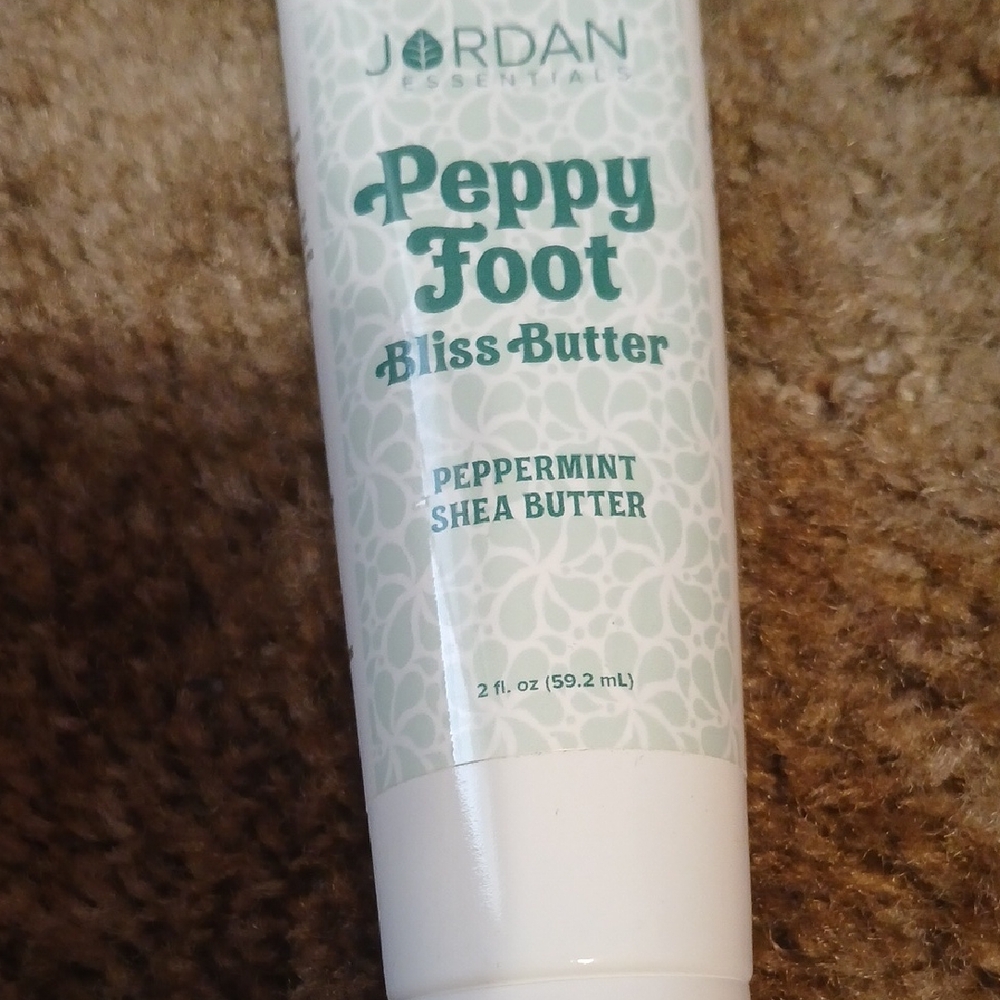 Essentials Peppy Foot Bliss Butter - Peppermint Green